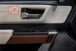 Toyota Sequoia